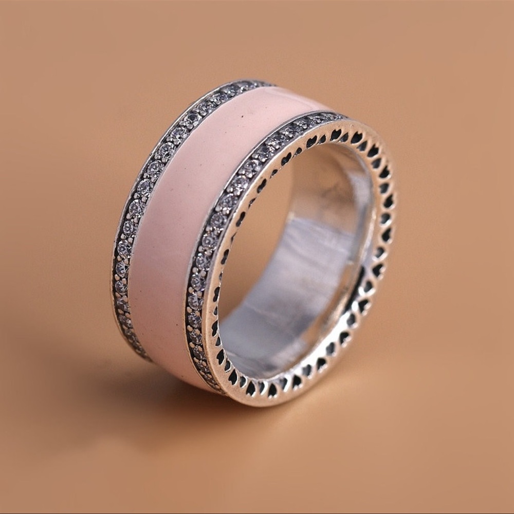 Hearts of Pandora ring